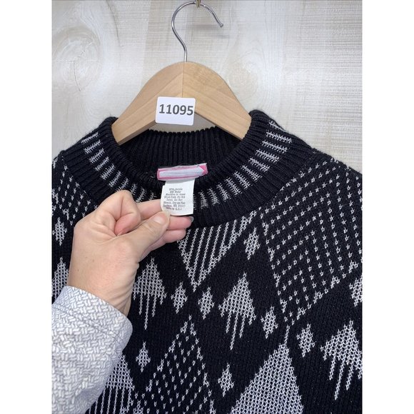 Vintage 90s Fortune Knits USA Black Silver Geometric Long Sleeve Womens Sweater - Picture 3 of 7